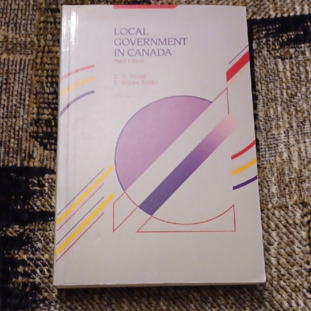 4/$40 Local Government In Canada - Paperback Book